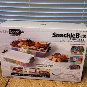 SnackleBox 2 Piece Set with Cutting Board Lids - White